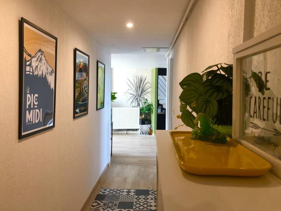 Le Petit St-jean Apartment *