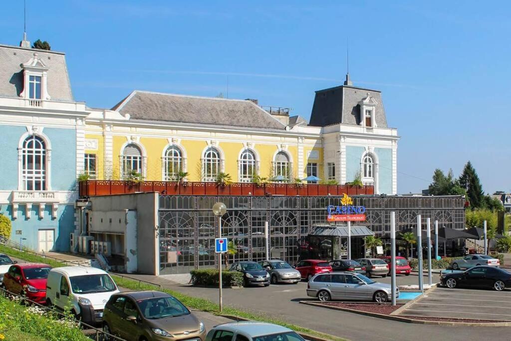 Le Petit St-jean Apartment *